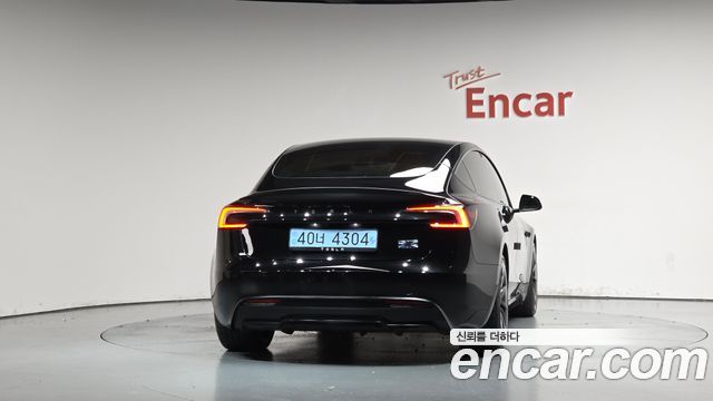 Tesla Model 3 Performance AWD 2026 — фото 4