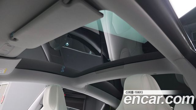 Tesla Model 3 Performance AWD 2026 — фото 16