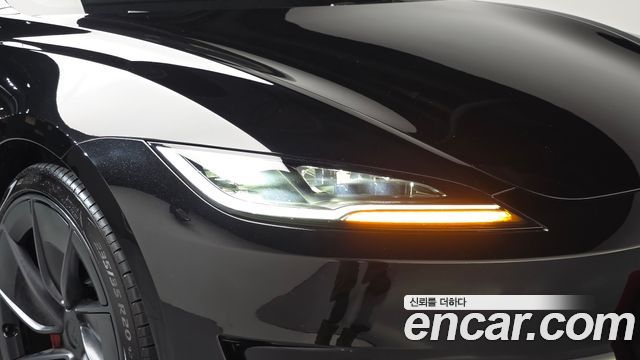 Tesla Model 3 Performance AWD 2026 — фото 22