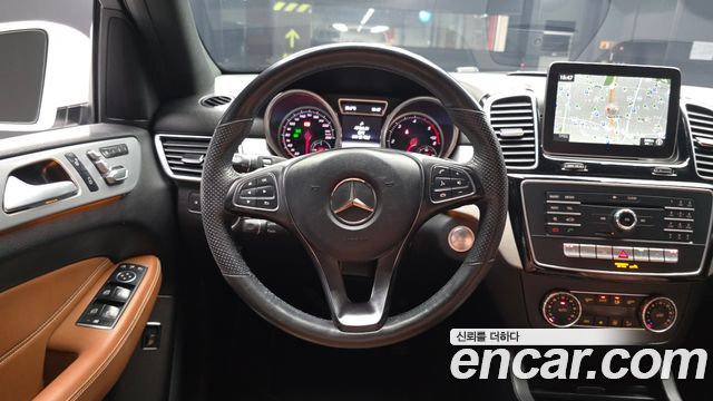 Mercedes-Benz GLE-Class (W166) GLE350 d 4MATIC 2018 — фото 13