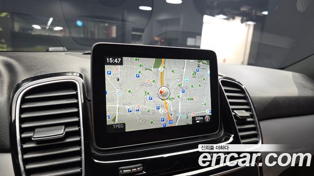 Mercedes-Benz GLE-Class (W166) GLE350 d 4MATIC 2018 — фото 15