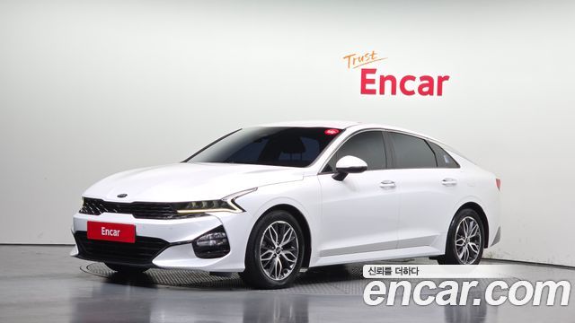 Kia K5 (III) 2.0 Noblesse 2020 — фото 1