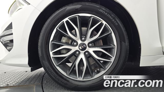 Kia K5 (III) 2.0 Noblesse 2020 — фото 5