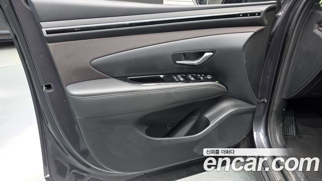 Hyundai Tucson (NX4) Gasoline 1.6 Turbo 2WD Inspiration 2022 — фото 24