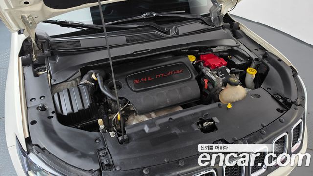 Jeep Compass (II) 2.4 Limitied AWD 2019 — фото 6