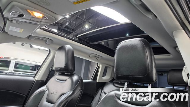 Jeep Compass (II) 2.4 Limitied AWD 2019 — фото 19