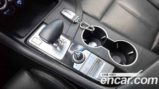 Genesis G70 Gasoline 2.0T 2WD 2021 — фото 9