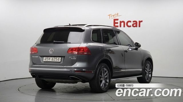 Volkswagen Touareg V6 3.0 TDI Bluemotion 7P5 2016 — фото 2