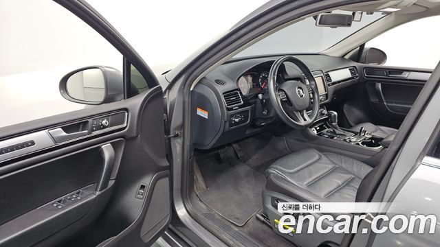 Volkswagen Touareg V6 3.0 TDI Bluemotion 7P5 2016 — фото 12