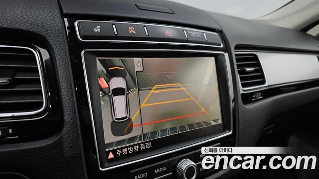 Volkswagen Touareg V6 3.0 TDI Bluemotion 7P5 2016 — фото 15