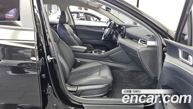Kia K5 (III) 2.0 Prestige 2021 — фото 11