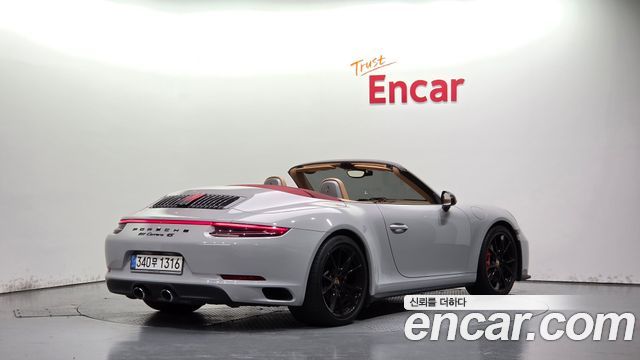 Porsche 911 CARRERA 4 CABRIOLET 991 2017 — фото 2