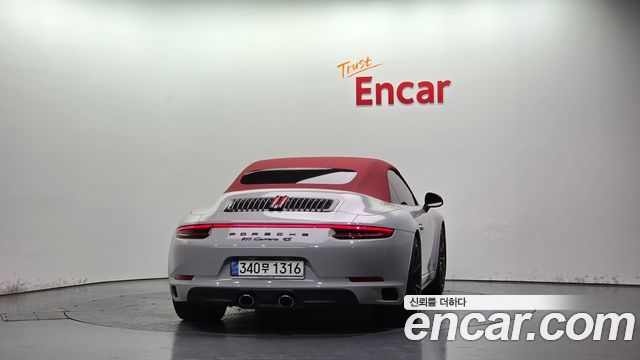 Porsche 911 CARRERA 4 CABRIOLET 991 2017 — фото 4