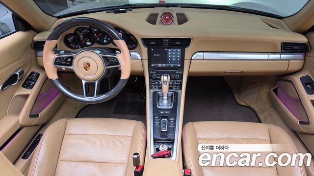 Porsche 911 CARRERA 4 CABRIOLET 991 2017 — фото 7