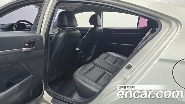 Hyundai Avante (AD) 1.6 GDI Modern 2016 — фото 11