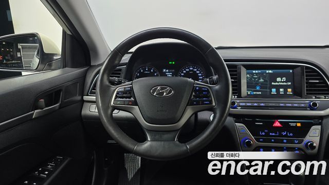 Hyundai Avante (AD) 1.6 GDI Modern 2016 — фото 12