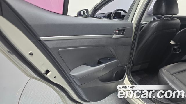 Hyundai Avante (AD) 1.6 GDI Modern 2016 — фото 25