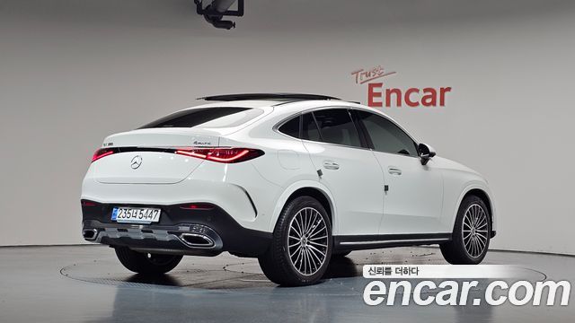 Mercedes-Benz GLC-Class (X254) GLC300 4MATIC Coupe 2024 — фото 2