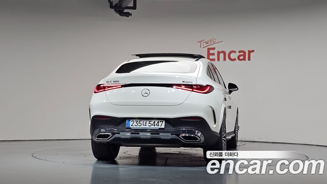 Mercedes-Benz GLC-Class (X254) GLC300 4MATIC Coupe 2024 — фото 4