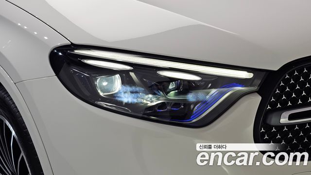 Mercedes-Benz GLC-Class (X254) GLC300 4MATIC Coupe 2024 — фото 22
