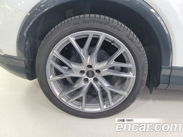 Audi Q4 e-tron (F4) 45 Premium 2025 — фото 7