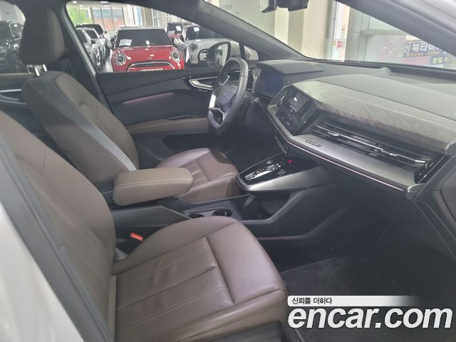 Audi Q4 e-tron (F4) 45 Premium 2025 — фото 8