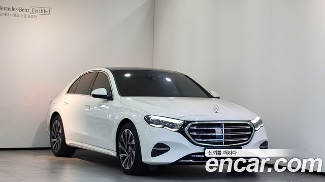 Mercedes-Benz E-Class (W214) E300 4MATIC Exclusive