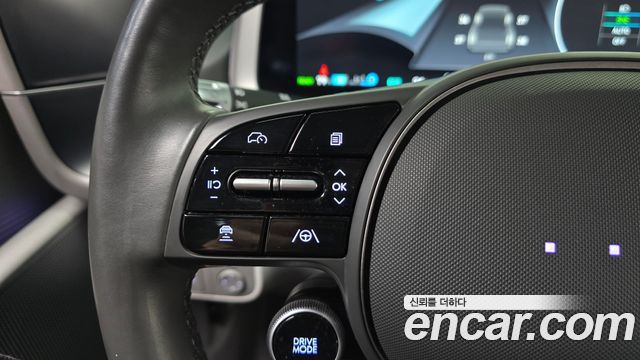 Hyundai Ioniq 6 Long Range Exclusive + 2023 — фото 18