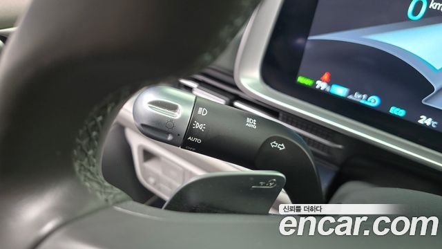 Hyundai Ioniq 6 Long Range Exclusive + 2023 — фото 32