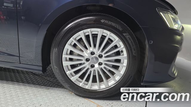 Audi A6 (C8) 45 TFSI Quattro Premium 2020 — фото 21