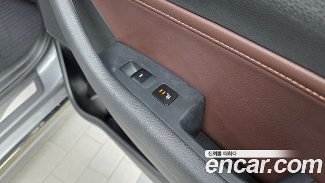 Hyundai Sonata New Rise 1.6 Turbo Premium 2018 — фото 19