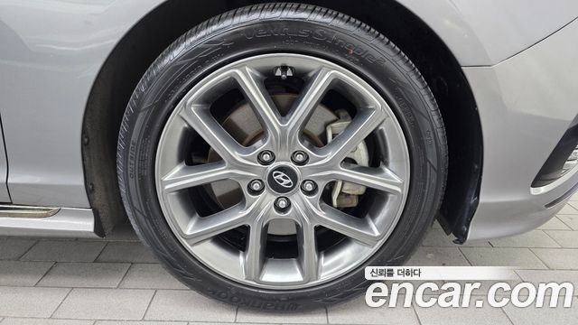 Hyundai Sonata New Rise 1.6 Turbo Premium 2018 — фото 21