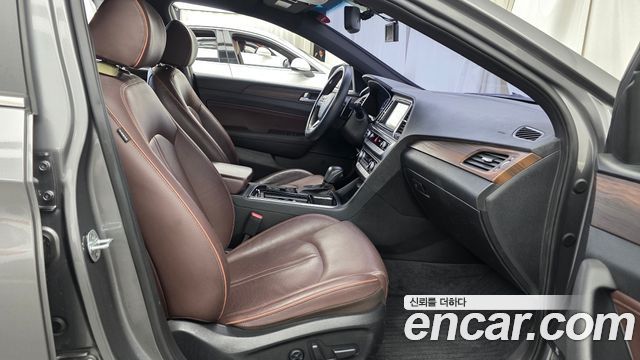 Hyundai Sonata New Rise 1.6 Turbo Premium 2018 — фото 26