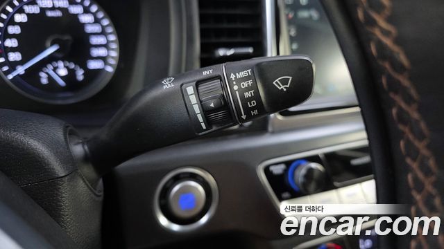 Hyundai Sonata New Rise 1.6 Turbo Premium 2018 — фото 27