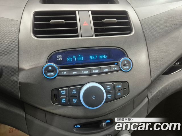 Chevrolet Spark LS Star 2012 — фото 18