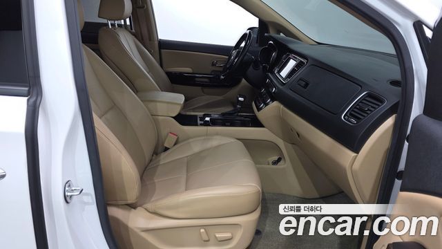 Kia Carnival Gasoline 7-seater Limousine President 2017 — фото 11