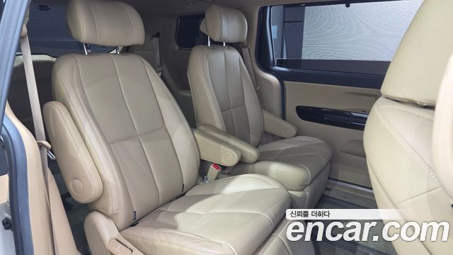 Kia Carnival Gasoline 7-seater Limousine President 2017 — фото 12