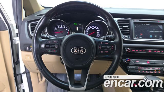 Kia Carnival Gasoline 7-seater Limousine President 2017 — фото 13