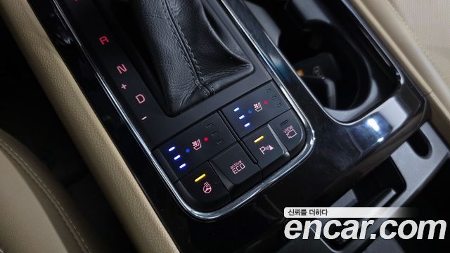Kia Carnival Gasoline 7-seater Limousine President 2017 — фото 18