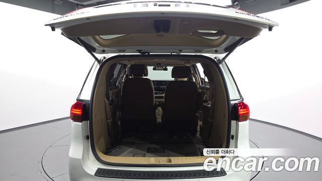 Kia Carnival Gasoline 7-seater Limousine President 2017 — фото 20