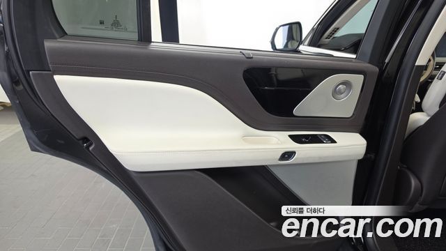 Lincoln Aviator (II) 3.0 Black Label AWD 2020 — фото 25