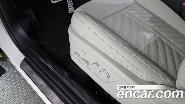 Kia Sorento (IV) HEV 1.6 4WD Signature 2025 — фото 33