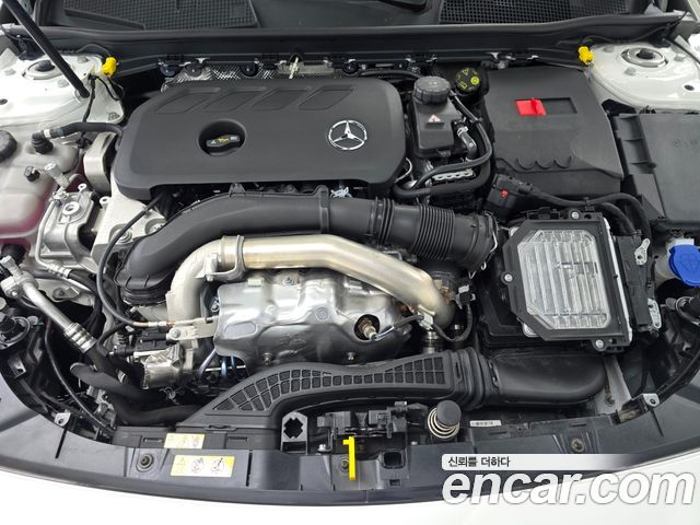Mercedes-Benz A-Class (W177) A220 Hatchback 2026 — фото 6
