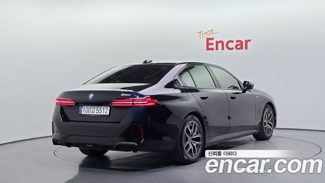 BMW 5 Series (G60) 520i M Sport 2024 — фото 2