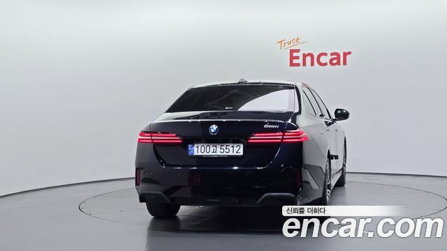 BMW 5 Series (G60) 520i M Sport 2024 — фото 4