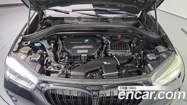 BMW X1 (F48) xDrive 18d 2017 — фото 6
