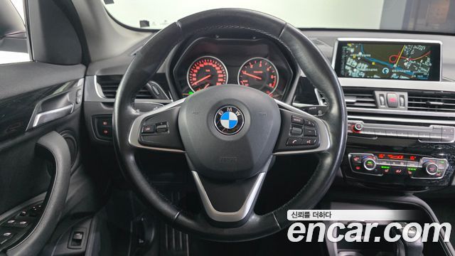 BMW X1 (F48) xDrive 18d 2017 — фото 13