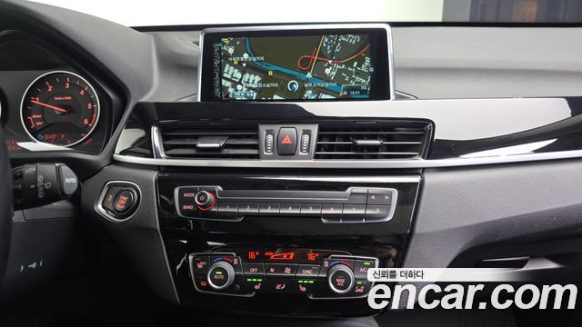 BMW X1 (F48) xDrive 18d 2017 — фото 14