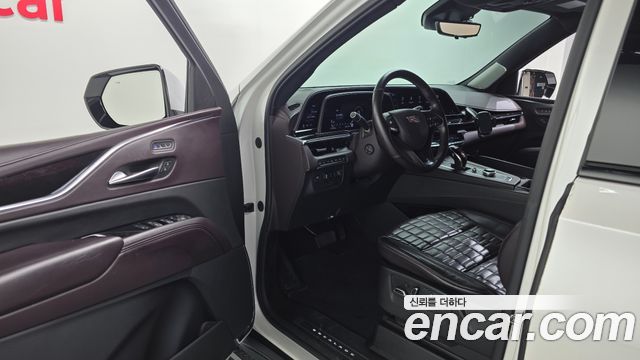 Cadillac Escalade (V) 6.2 ESV ESV Premium Luxury Platinum 2021 — фото 10