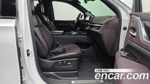 Cadillac Escalade (V) 6.2 ESV ESV Premium Luxury Platinum 2021 — фото 11